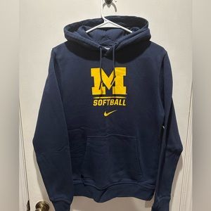 U of M nike hoodie